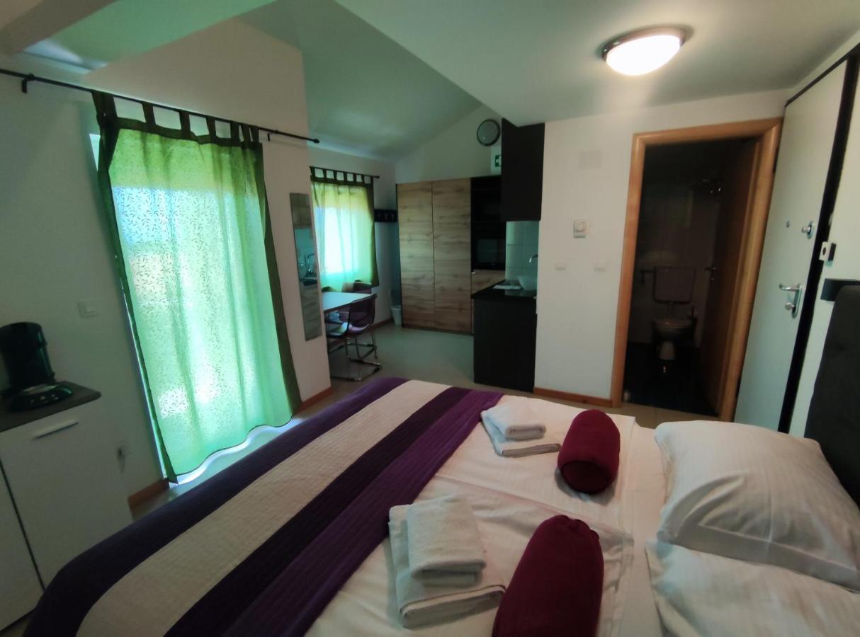 Panorama Sunset Apartments كريس المظهر الخارجي الصورة
