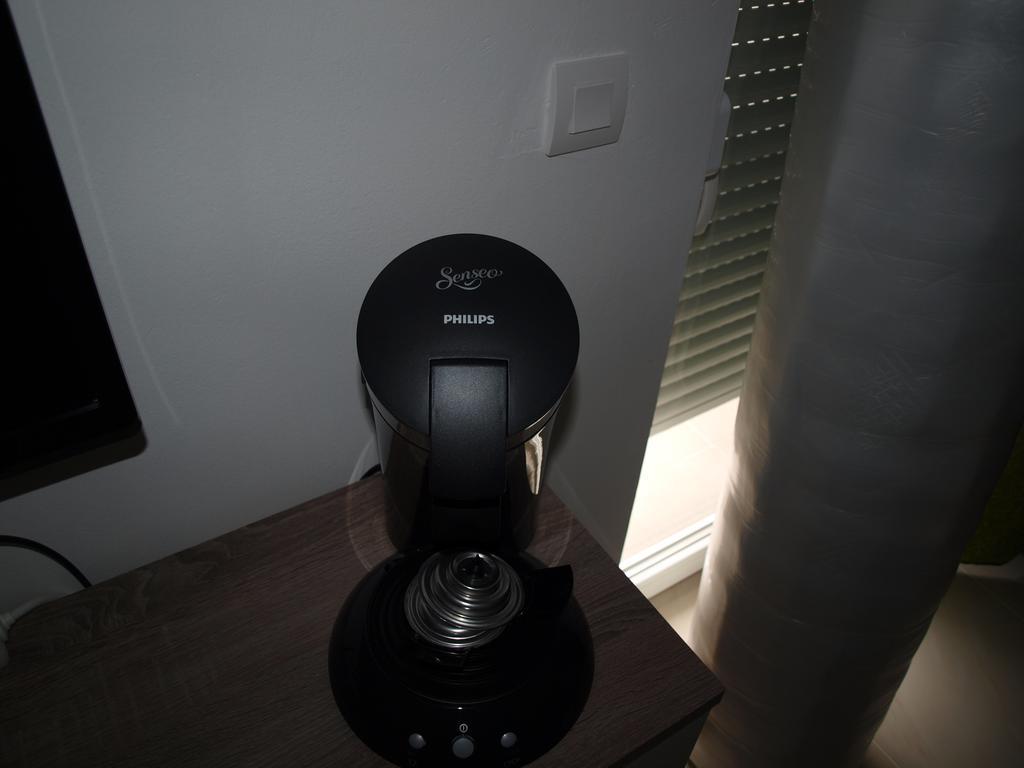 Panorama Sunset Apartments كريس الغرفة الصورة