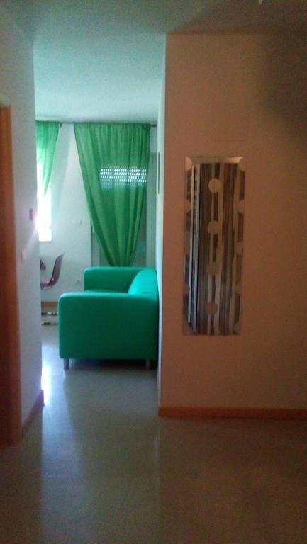 Panorama Sunset Apartments كريس الغرفة الصورة
