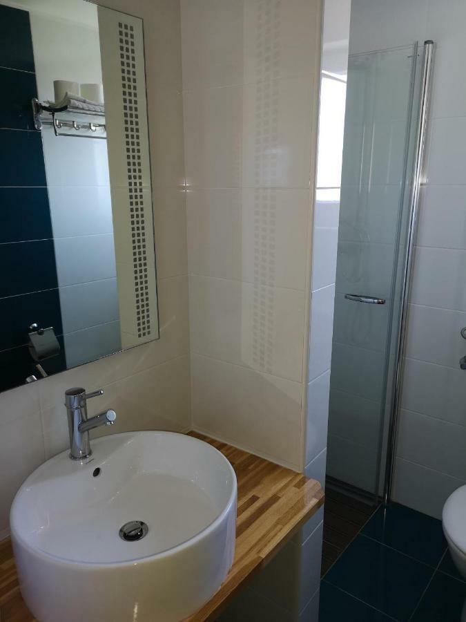 Panorama Sunset Apartments كريس المظهر الخارجي الصورة